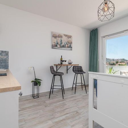 Apartmani Princi Трогир Экстерьер фото