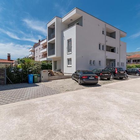 Apartmani Princi Трогир Экстерьер фото