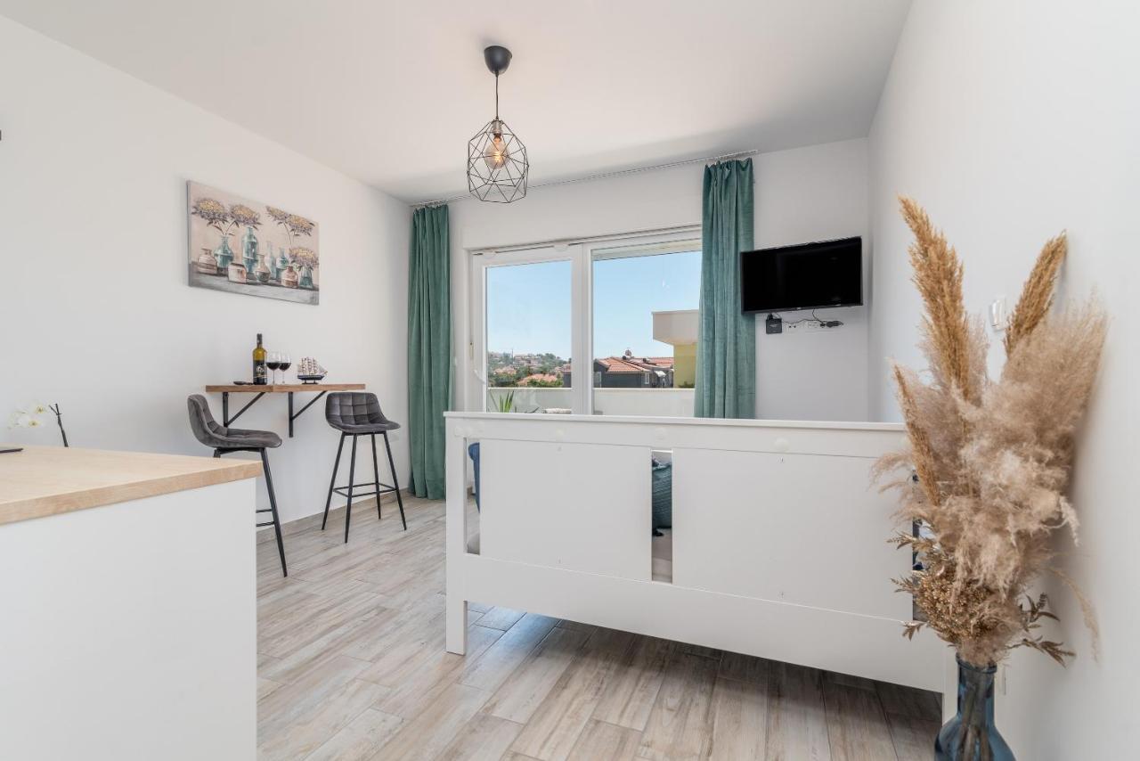Apartmani Princi Трогир Экстерьер фото