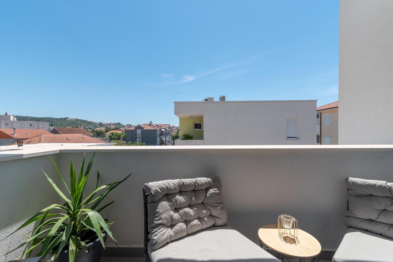 Apartmani Princi Трогир Экстерьер фото